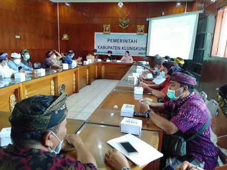 Penelitian Rancangan Awig-awig Desa Adat Pikat, Desa Dawan Kecamatan Dawan